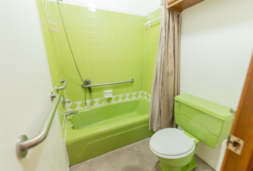 3 Bedrooms Bedrooms, ,2 BathroomsBathrooms,Residential,Single Family,Jardot,1,131392