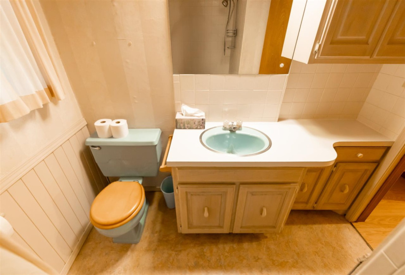 3 Bedrooms Bedrooms, ,2 BathroomsBathrooms,Residential,Single Family,Jardot,1,131392