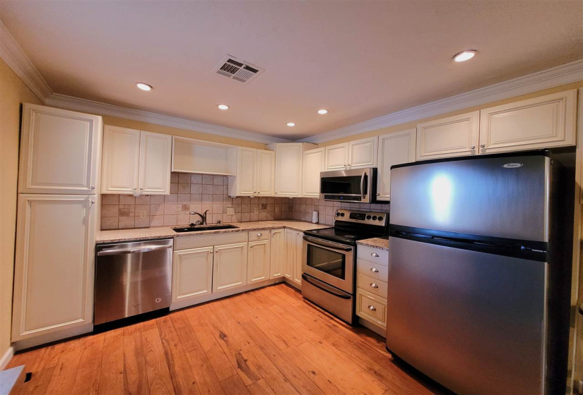 3 Bedrooms Bedrooms, ,2 BathroomsBathrooms,Residential,Single Family,Boundary,1,131399