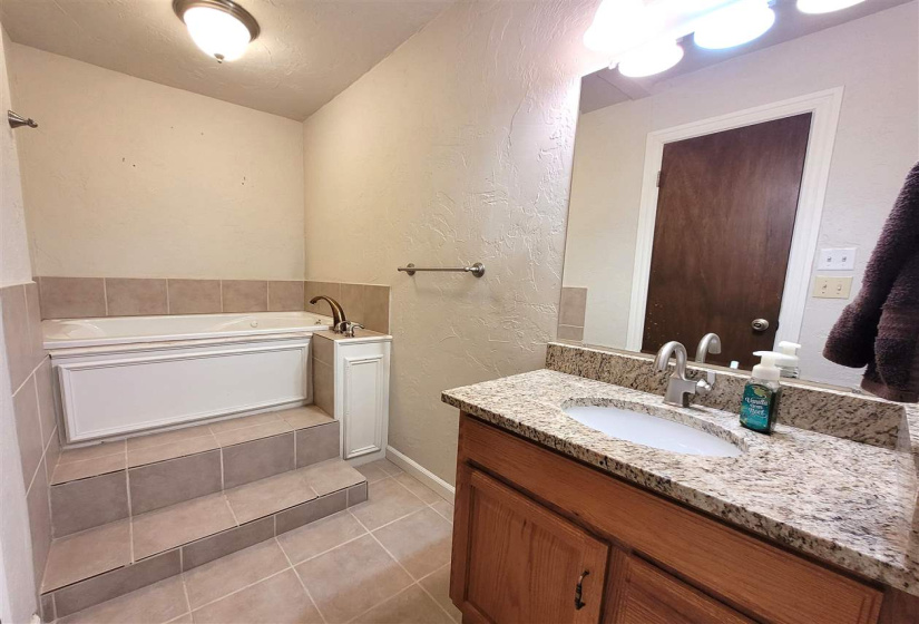 3 Bedrooms Bedrooms, ,2 BathroomsBathrooms,Residential,Single Family,Boundary,1,131399