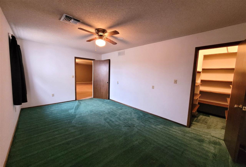 3 Bedrooms Bedrooms, ,2 BathroomsBathrooms,Residential,Single Family,Boundary,1,131399