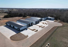 3 BathroomsBathrooms,Commercial/industrial,Commercial,Park,1,131414