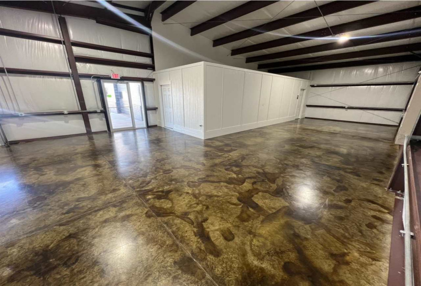 3 BathroomsBathrooms,Commercial/industrial,Commercial,Park,1,131414