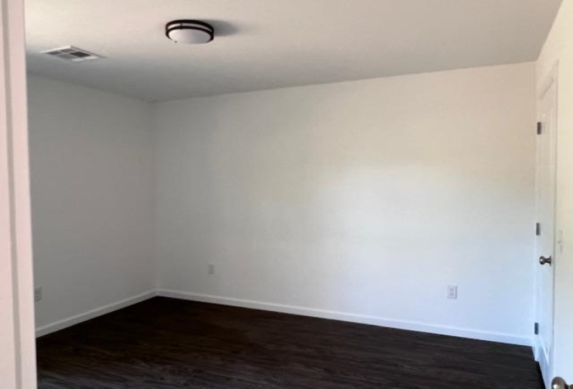 3 Bedrooms Bedrooms, ,2 BathroomsBathrooms,Residential,Single Family,Central,1,131460