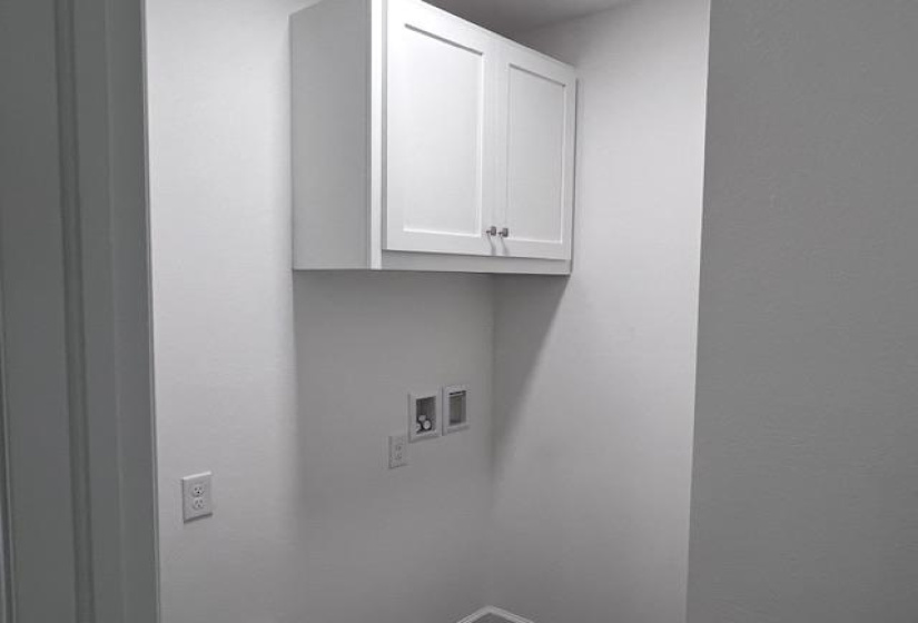 3 Bedrooms Bedrooms, ,2 BathroomsBathrooms,Residential,Single Family,Central,1,131460