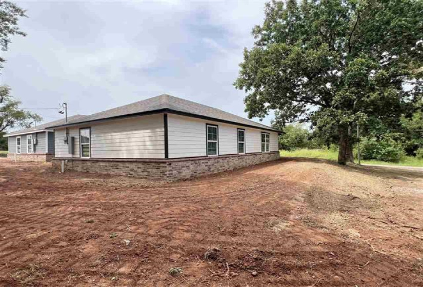 3 Bedrooms Bedrooms, ,2 BathroomsBathrooms,Residential,Single Family,Central,1,131460