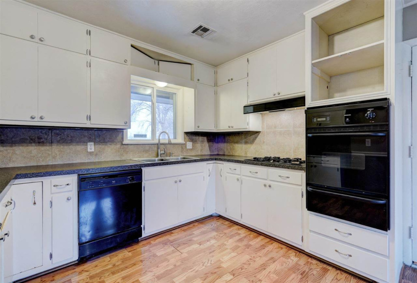 3 Bedrooms Bedrooms, ,1 BathroomBathrooms,Residential,Single Family,Willham,1,131462
