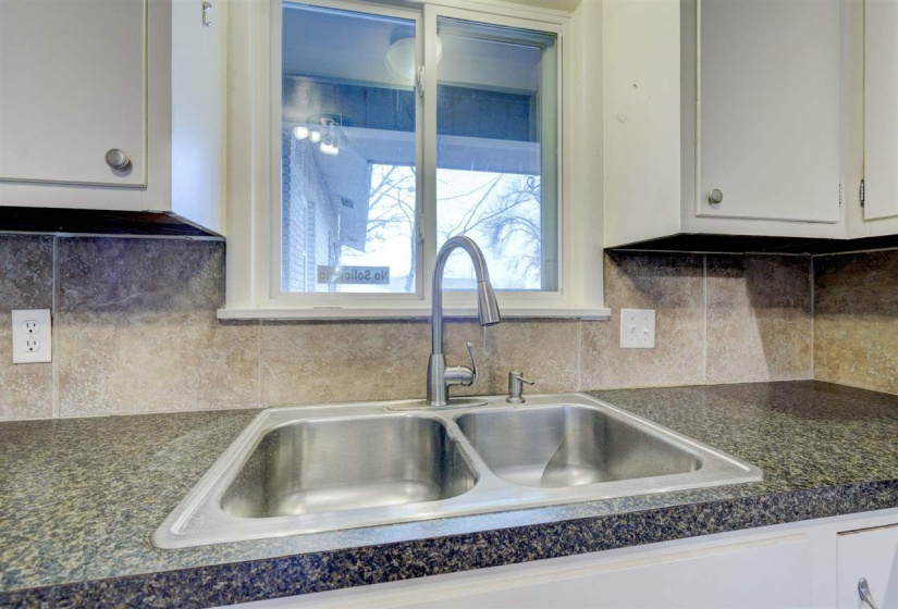 3 Bedrooms Bedrooms, ,1 BathroomBathrooms,Residential,Single Family,Willham,1,131462