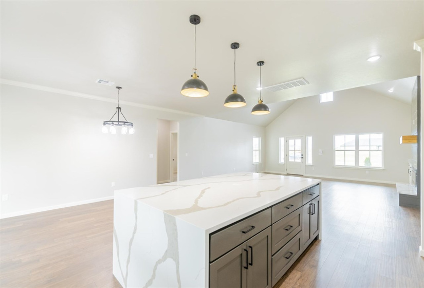 3 Bedrooms Bedrooms, ,2 BathroomsBathrooms,Residential,Single Family,Brookwater,1,131466