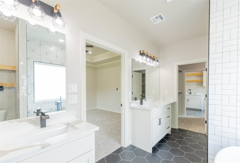 3 Bedrooms Bedrooms, ,2 BathroomsBathrooms,Residential,Single Family,Brookwater,1,131466