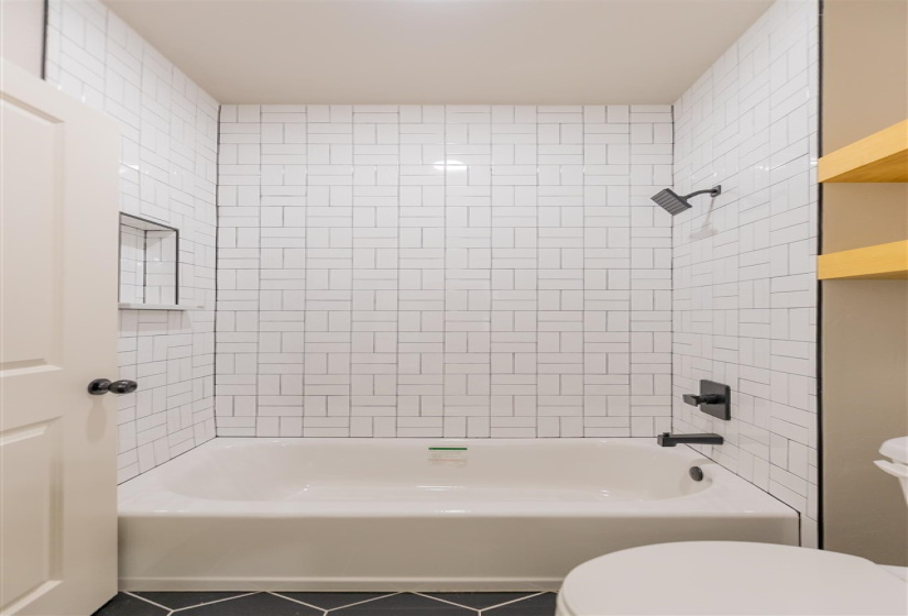 3 Bedrooms Bedrooms, ,2 BathroomsBathrooms,Residential,Single Family,Brookwater,1,131466
