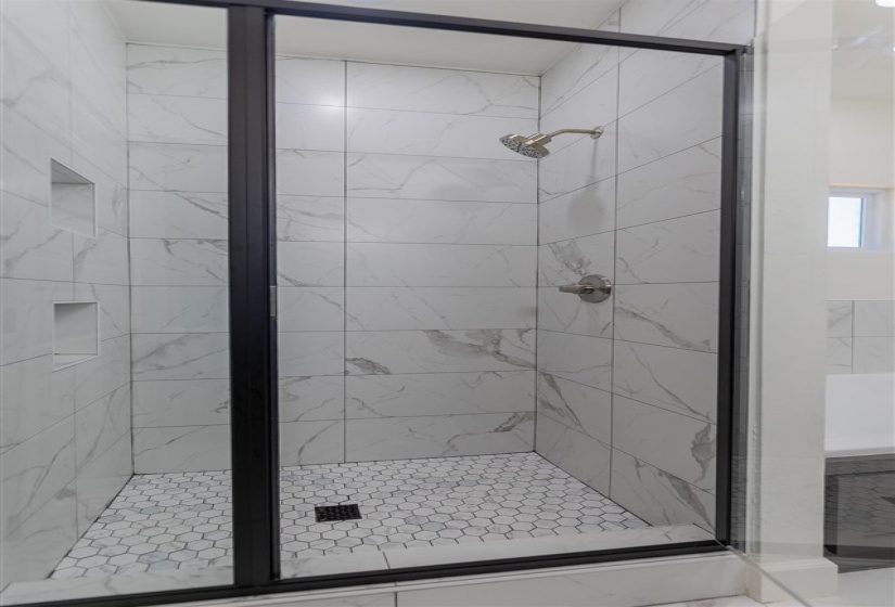 4 Bedrooms Bedrooms, ,2 BathroomsBathrooms,Residential,Single Family,Bruce,1,131531