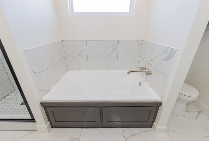 4 Bedrooms Bedrooms, ,2 BathroomsBathrooms,Residential,Single Family,Bruce,1,131531
