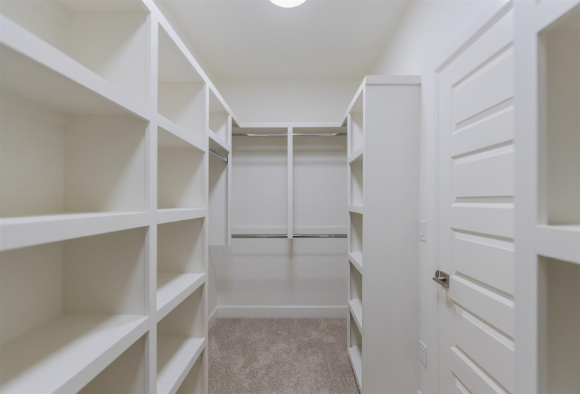4 Bedrooms Bedrooms, ,2 BathroomsBathrooms,Residential,Single Family,Bruce,1,131531