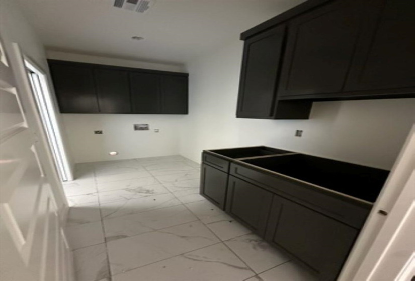 4 Bedrooms Bedrooms, ,2 BathroomsBathrooms,Residential,Single Family,Bruce,1,131531