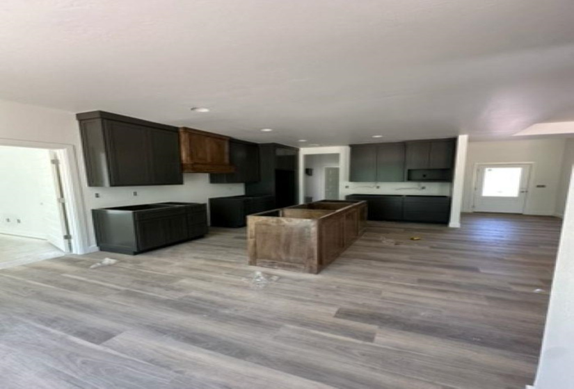4 Bedrooms Bedrooms, ,2 BathroomsBathrooms,Residential,Single Family,Bruce,1,131531