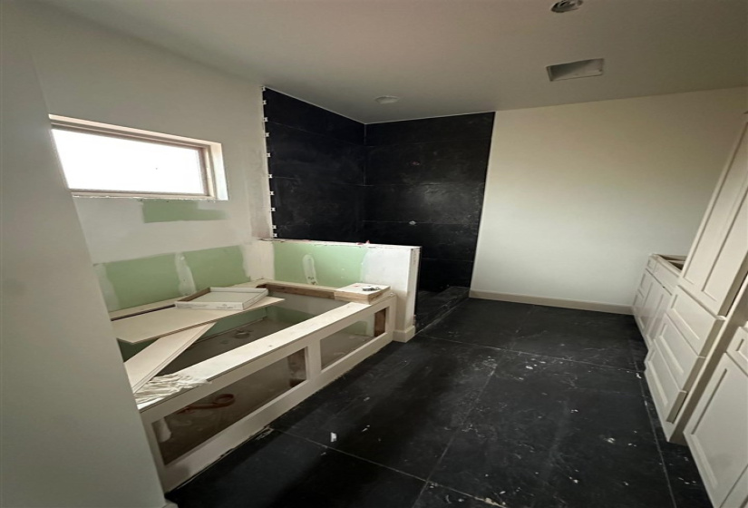 3 Bedrooms Bedrooms, ,2 BathroomsBathrooms,Residential,Single Family,Bruce,1,131533