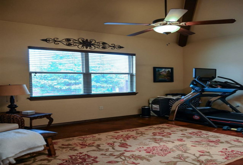 4 Bedrooms Bedrooms, ,3 BathroomsBathrooms,Residential,Single Family,Carriage,2,131570