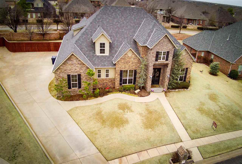 4 Bedrooms Bedrooms, ,3 BathroomsBathrooms,Residential,Single Family,Carriage,2,131570