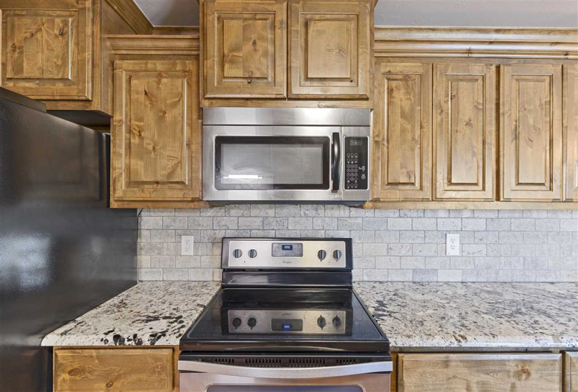 4 Bedrooms Bedrooms, ,4 BathroomsBathrooms,Residential,Single Family,46th,2,131578