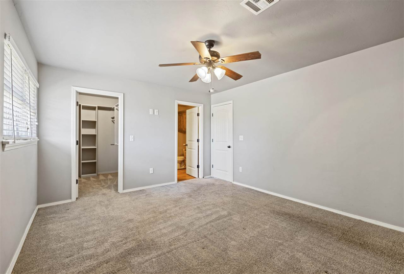 4 Bedrooms Bedrooms, ,4 BathroomsBathrooms,Residential,Single Family,46th,2,131578