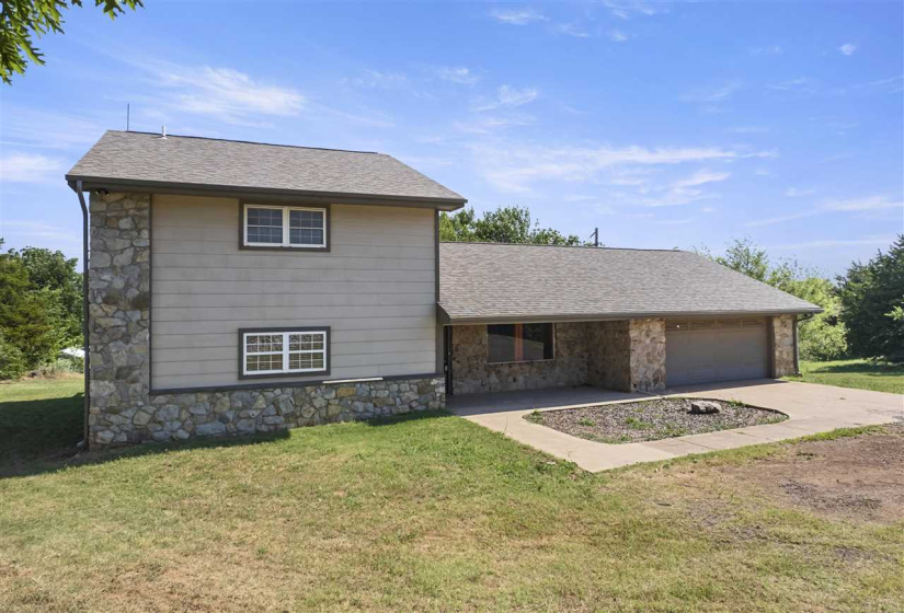 4 Bedrooms Bedrooms, ,4 BathroomsBathrooms,Residential,Single Family,46th,2,131578
