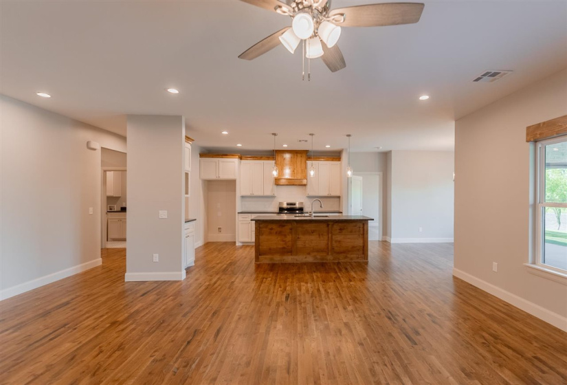 5 Bedrooms Bedrooms, ,3 BathroomsBathrooms,Residential,Single Family,Brookwater,1,131579