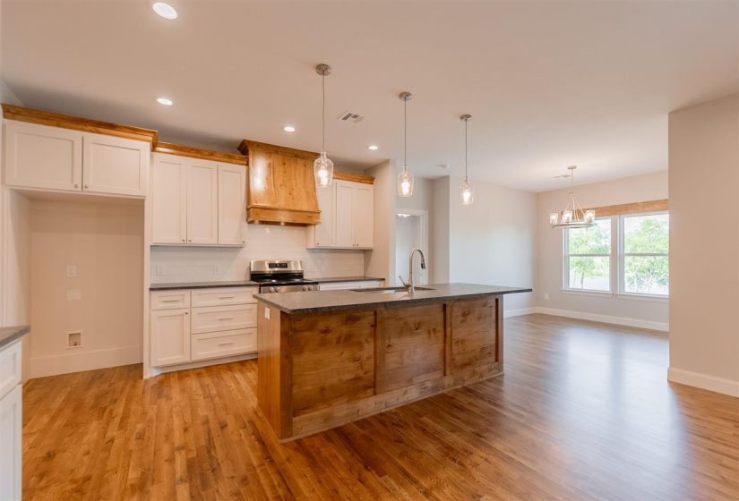 5 Bedrooms Bedrooms, ,3 BathroomsBathrooms,Residential,Single Family,Brookwater,1,131579