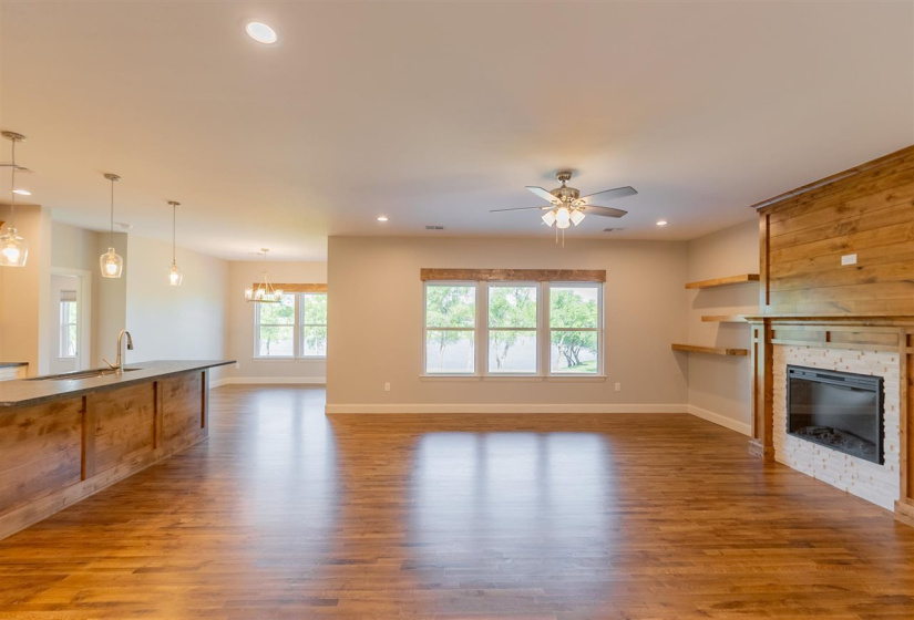 5 Bedrooms Bedrooms, ,3 BathroomsBathrooms,Residential,Single Family,Brookwater,1,131579