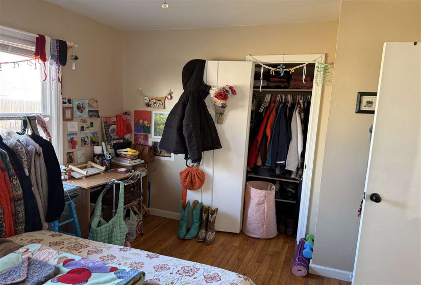 3 Bedrooms Bedrooms, ,1 BathroomBathrooms,Residential,Single Family,Arrowhead,1,131592
