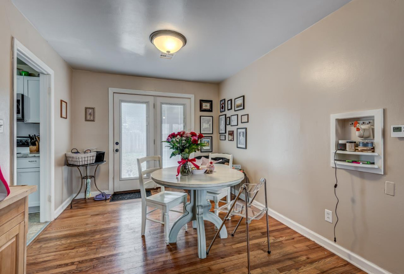3 Bedrooms Bedrooms, ,1 BathroomBathrooms,Residential,Single Family,Arrowhead,1,131592