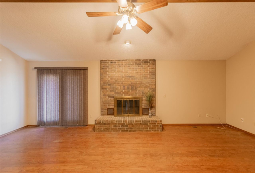 3 Bedrooms Bedrooms, ,2 BathroomsBathrooms,Residential,Single Family,Westbrook,1,131595
