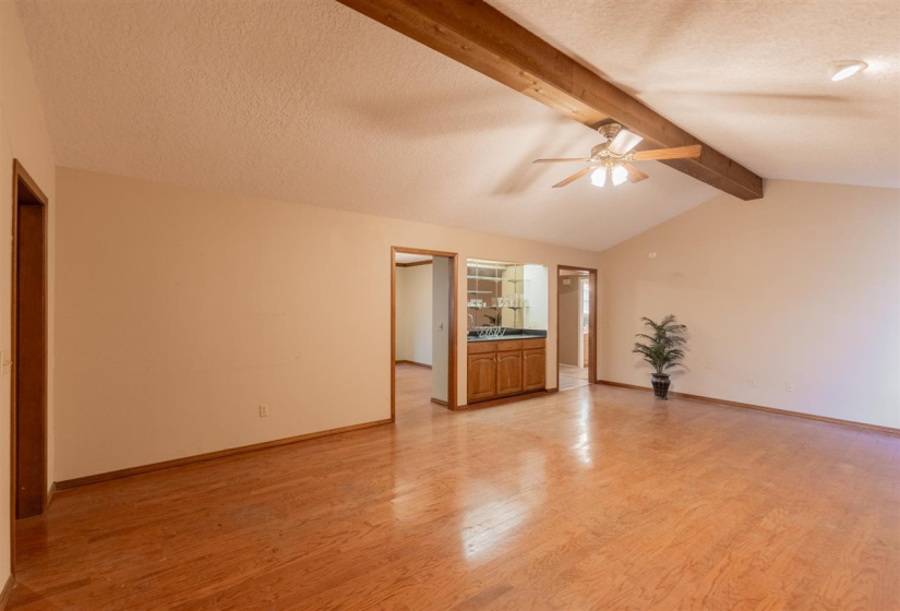 3 Bedrooms Bedrooms, ,2 BathroomsBathrooms,Residential,Single Family,Westbrook,1,131595