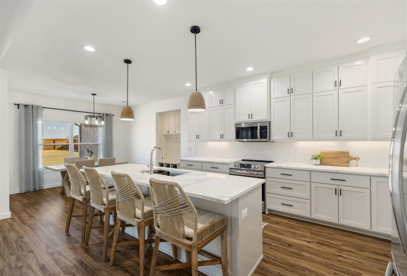 4 Bedrooms Bedrooms, ,2 BathroomsBathrooms,Residential,Single Family,Forest,1,131600