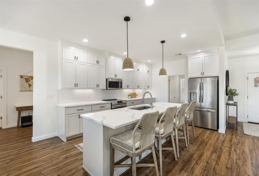 4 Bedrooms Bedrooms, ,2 BathroomsBathrooms,Residential,Single Family,Forest,1,131600