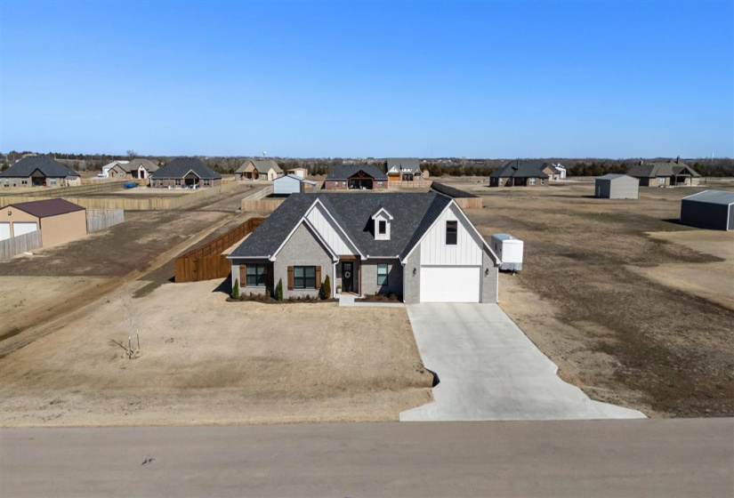 4 Bedrooms Bedrooms, ,2 BathroomsBathrooms,Residential,Single Family,Forest,1,131600