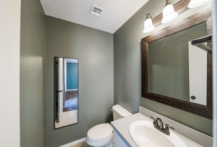 3 Bedrooms Bedrooms, ,1 BathroomBathrooms,Residential,Single Family,Dell,1,131606