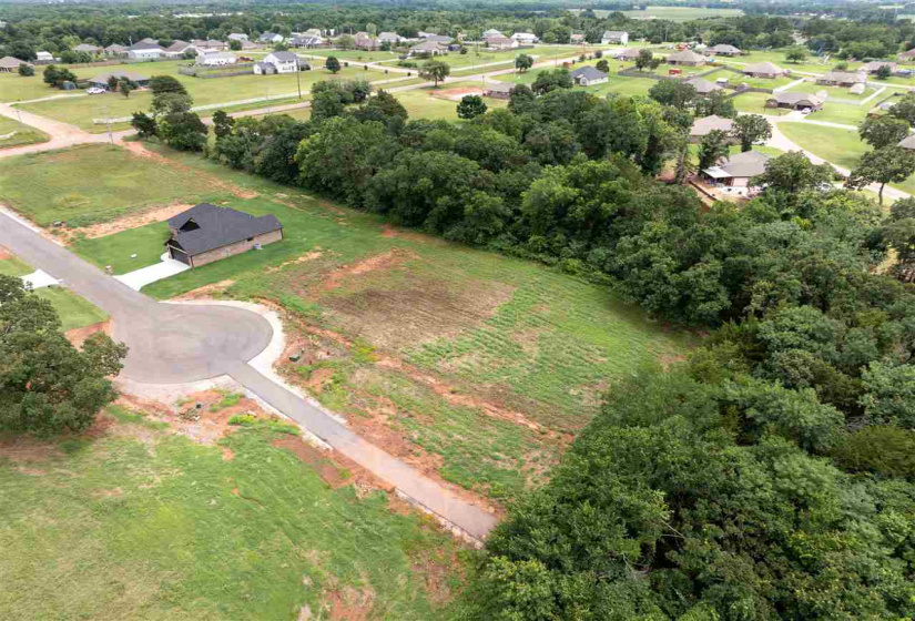 0 , 0 ,0,Lots/land,Platted,Bruce,0,131617