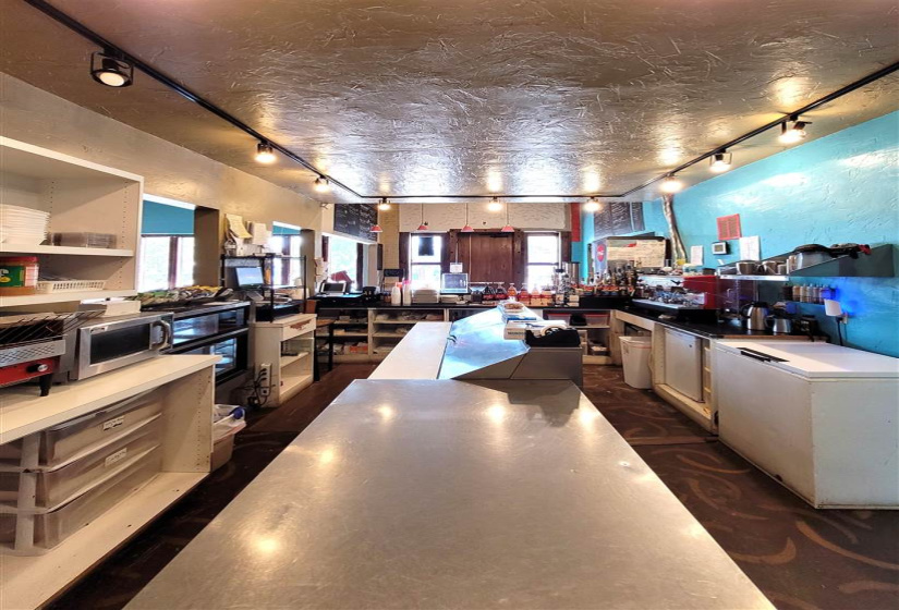 11 BathroomsBathrooms,Commercial/industrial,Commercial,Delaware,2,131619