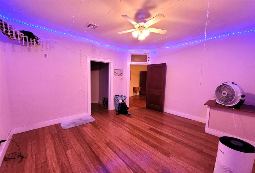 11 BathroomsBathrooms,Commercial/industrial,Commercial,Delaware,2,131619