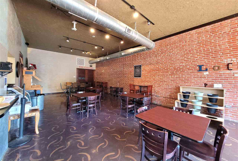 11 BathroomsBathrooms,Commercial/industrial,Commercial,Delaware,2,131619