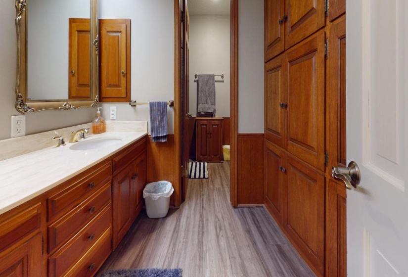 4 Bedrooms Bedrooms, ,2 BathroomsBathrooms,Residential,Single Family,Black Oak,1,131629