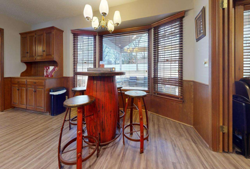 4 Bedrooms Bedrooms, ,2 BathroomsBathrooms,Residential,Single Family,Black Oak,1,131629