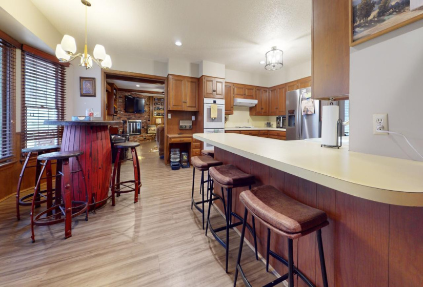 4 Bedrooms Bedrooms, ,2 BathroomsBathrooms,Residential,Single Family,Black Oak,1,131629