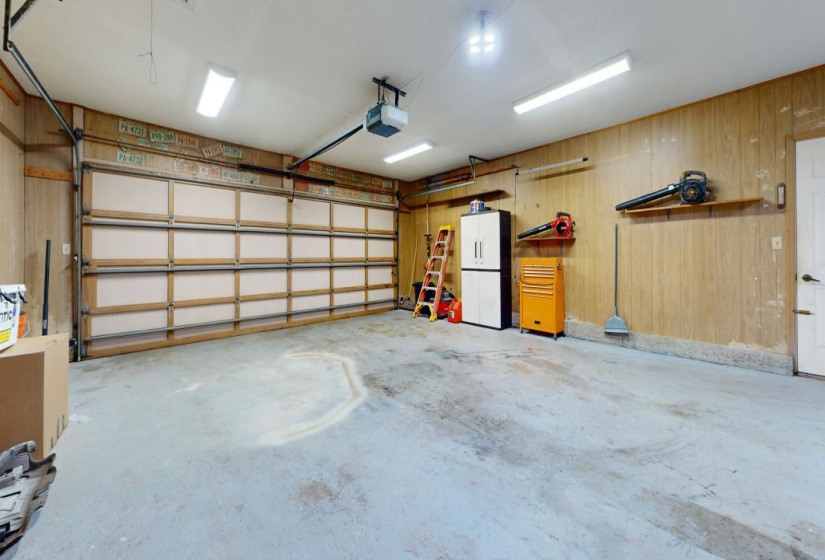 4 Bedrooms Bedrooms, ,2 BathroomsBathrooms,Residential,Single Family,Black Oak,1,131629