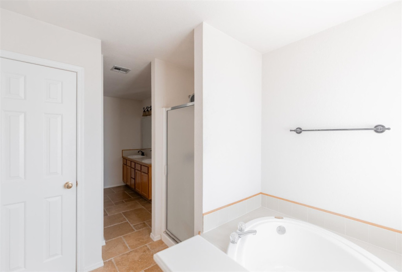 3 Bedrooms Bedrooms, ,2 BathroomsBathrooms,Residential,Single Family,45th,1,131633