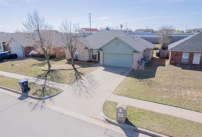 3 Bedrooms Bedrooms, ,2 BathroomsBathrooms,Residential,Single Family,45th,1,131633