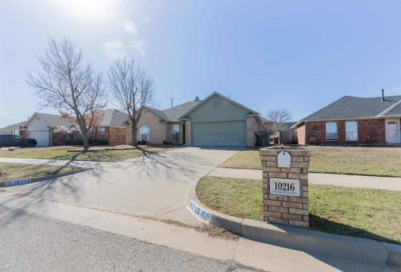 3 Bedrooms Bedrooms, ,2 BathroomsBathrooms,Residential,Single Family,45th,1,131633