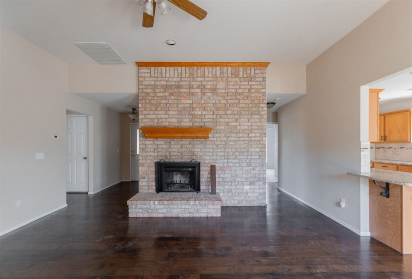 3 Bedrooms Bedrooms, ,2 BathroomsBathrooms,Residential,Single Family,45th,1,131633
