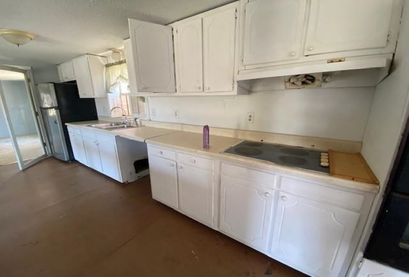 3 Bedrooms Bedrooms, ,2 BathroomsBathrooms,Residential,Single Family,B,1,131637